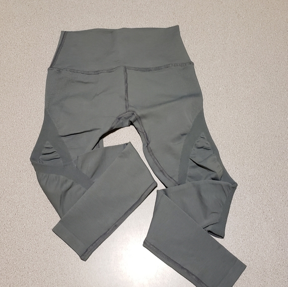 Grey leggin - Picture 2 of 7